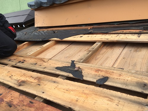 新潟市江南区　玄関ポーチ　張替