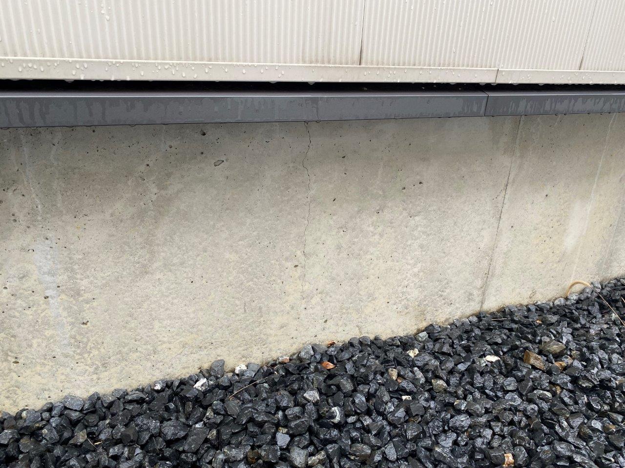 基礎クラック　現地調査