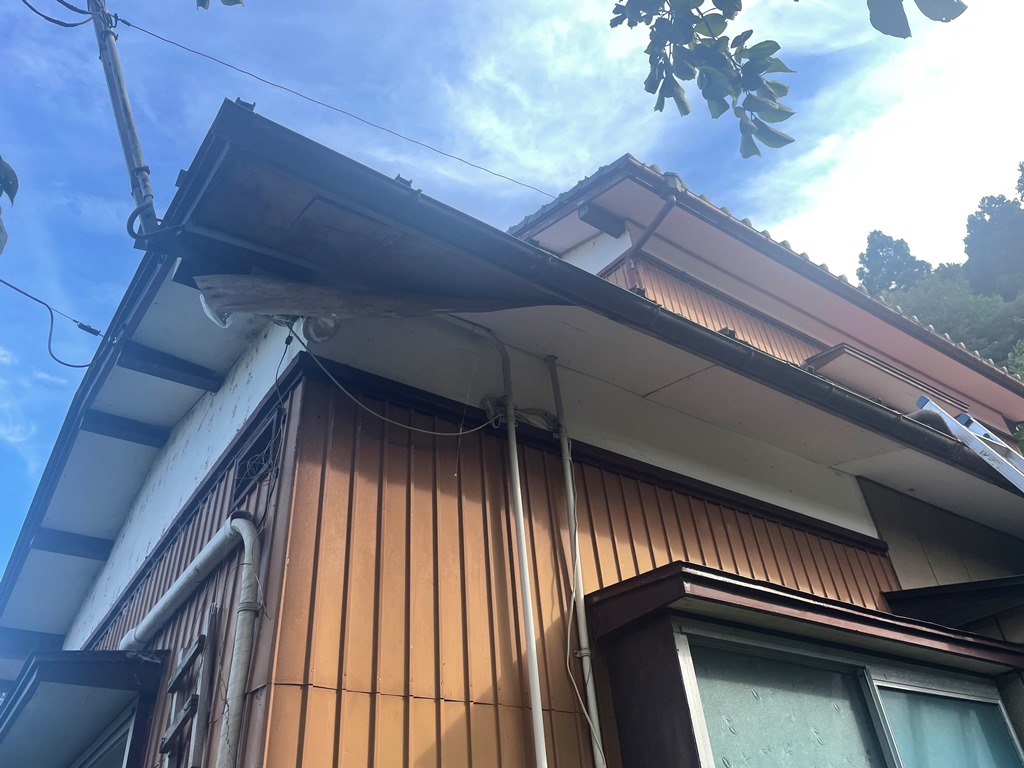 屋根葺き替え工事