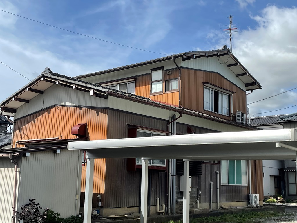 天井から雨漏れ　現地調査