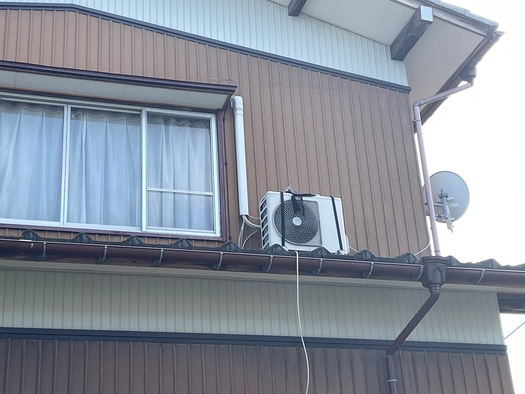 築50年セメント瓦屋根葺き替え工事