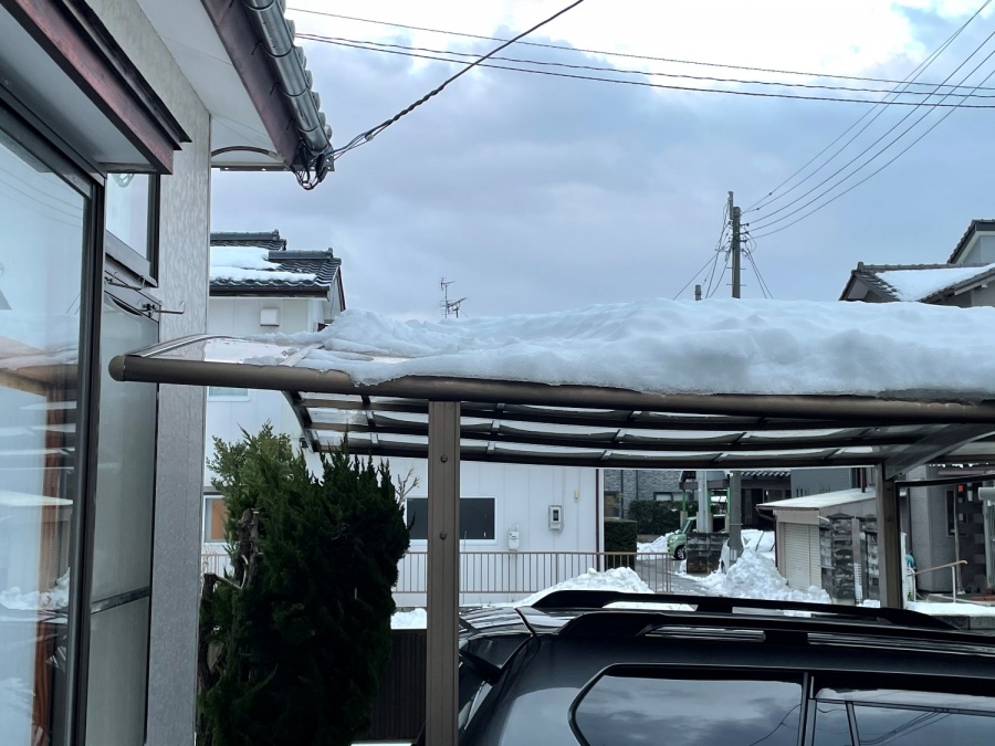 カーポート倒壊