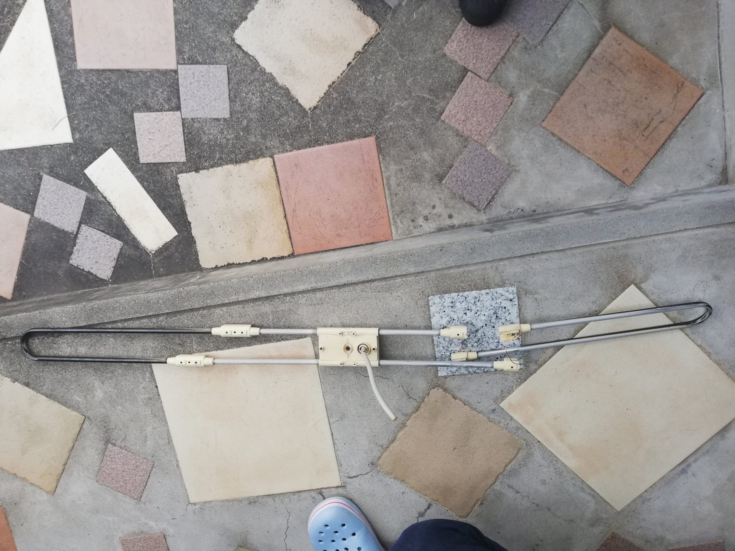 TVアンテナが破損　現地調査