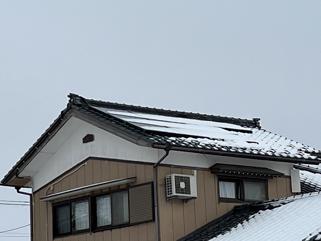 2階天井雨漏れ　現地調査