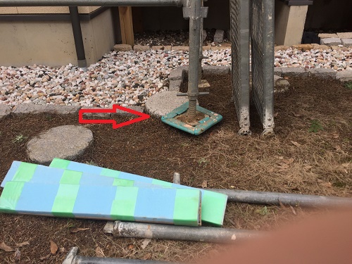 雨樋修繕、仮設足場設置