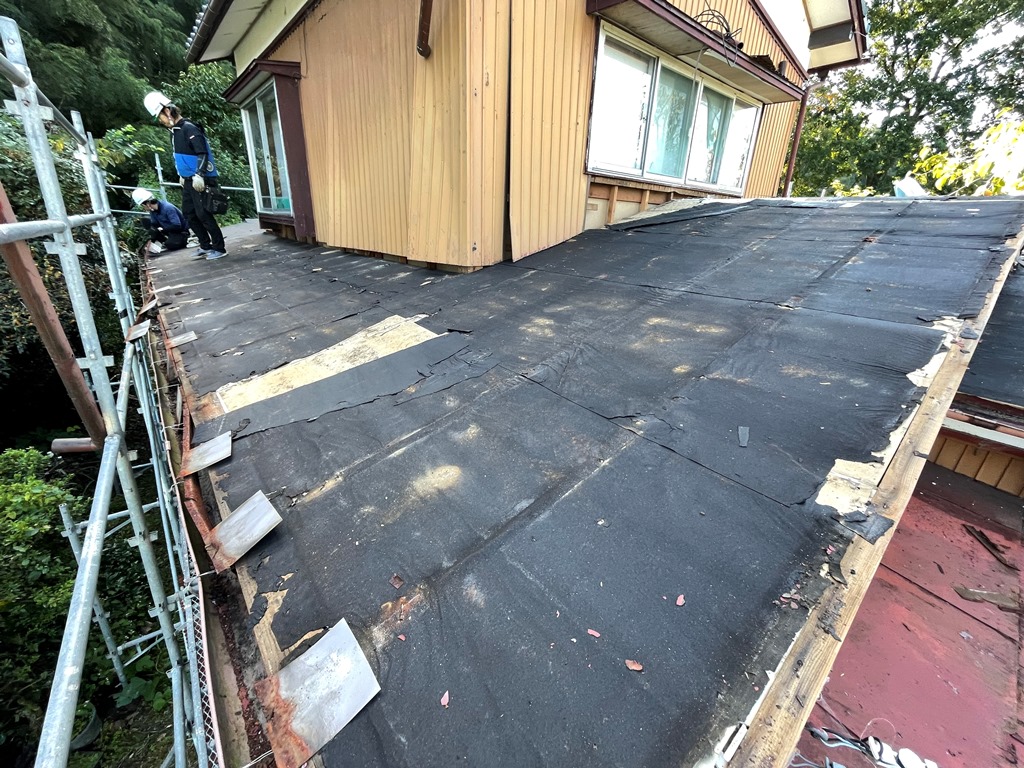 屋根葺き替え工事