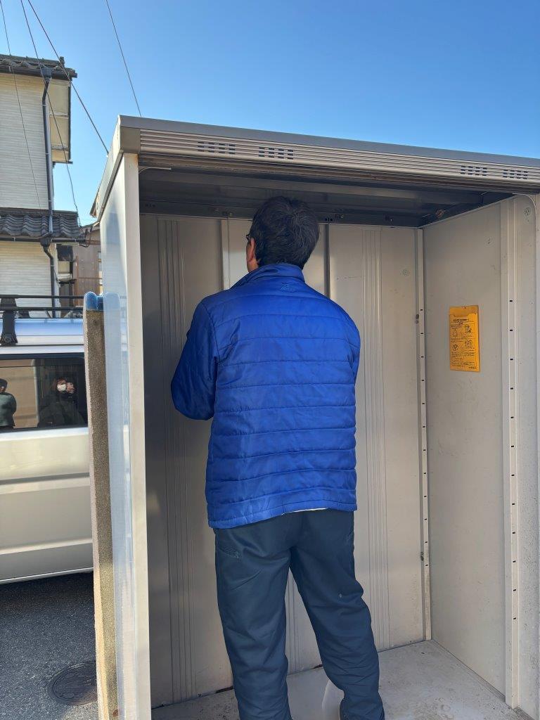 内部解体作業の様子