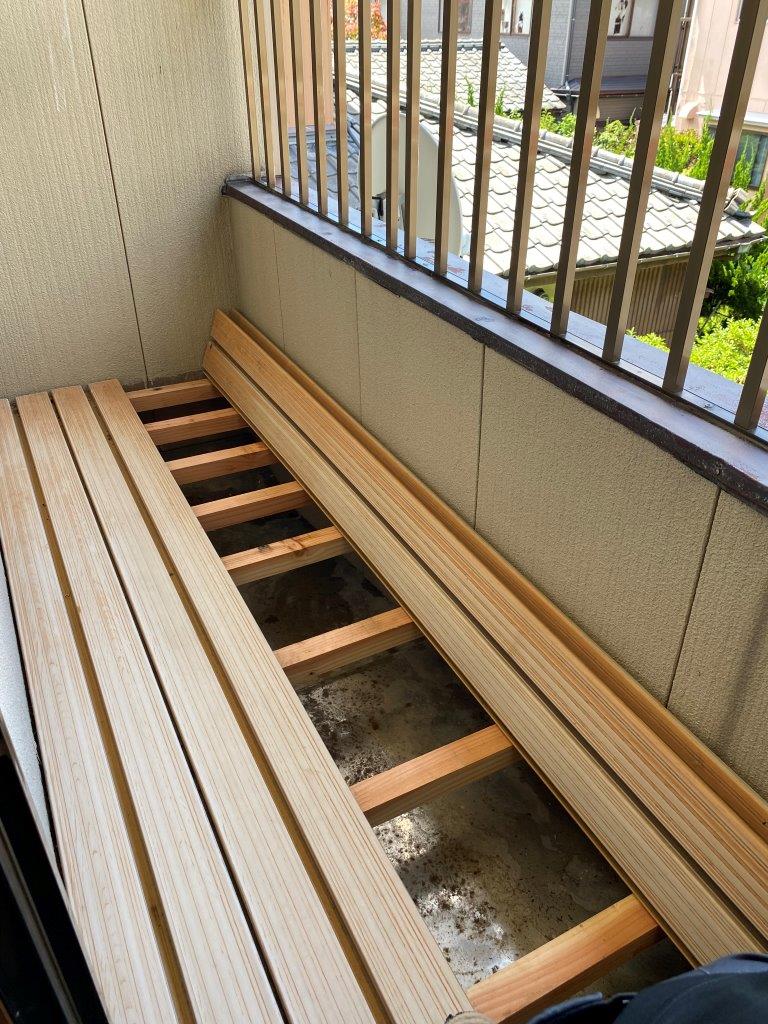 1階洋室より雨漏れ