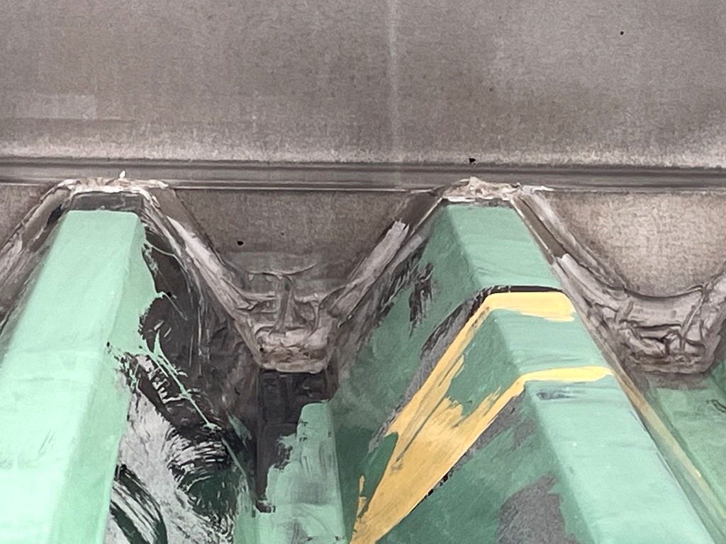 屋根結露　現地調査