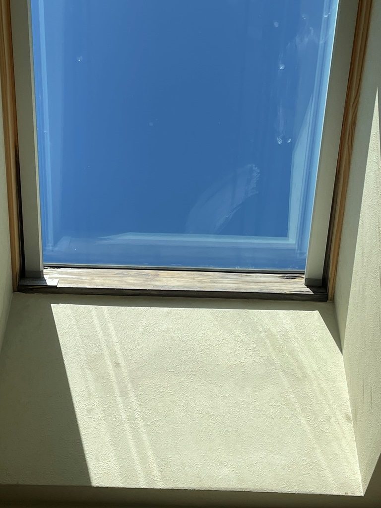 築13年天窓から雨漏れ