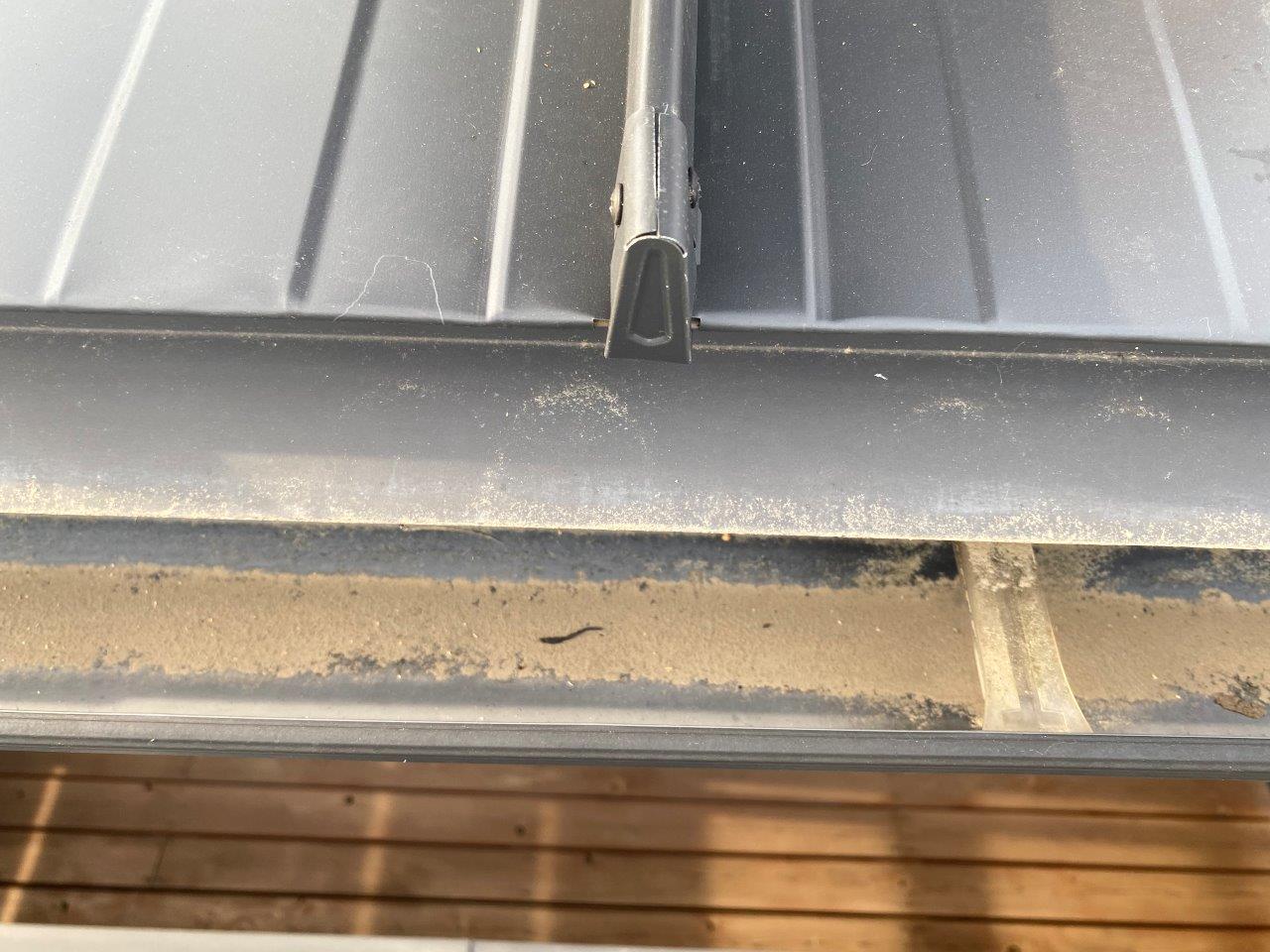 雨樋内ネット設置