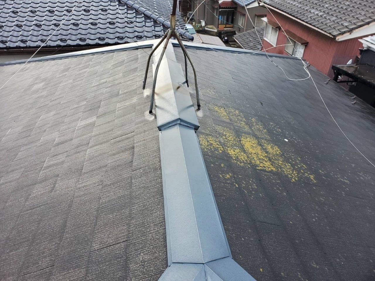 棟換気部より雨漏れ