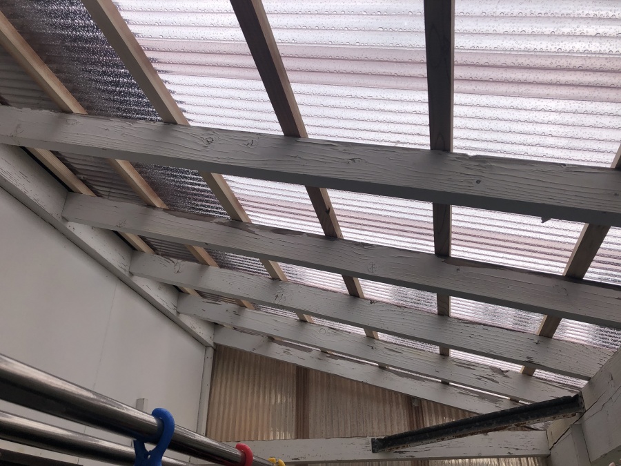 ポリカ張り替え工事