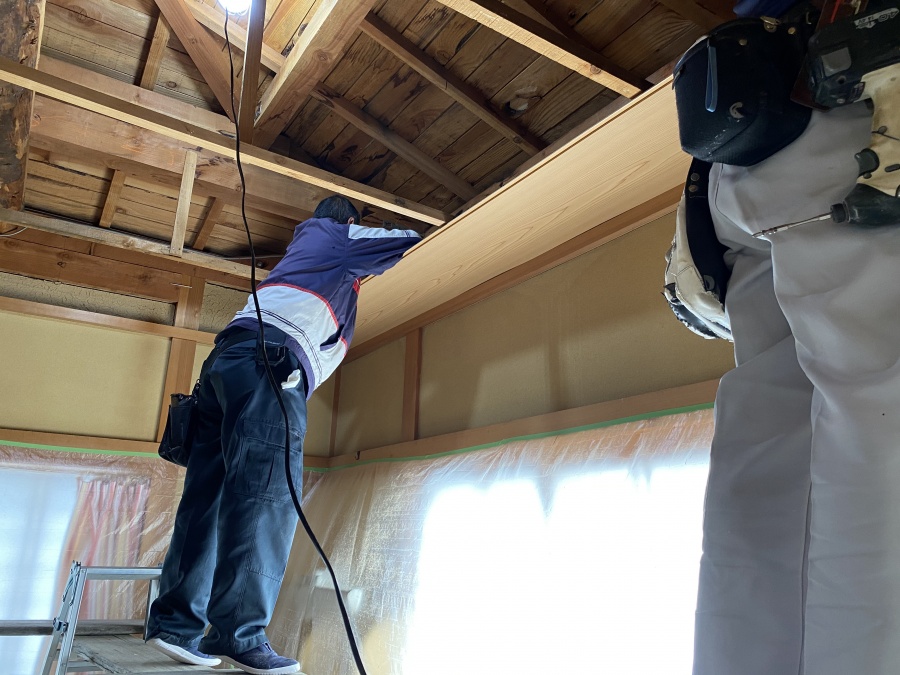 目透かし突板天井張り替え