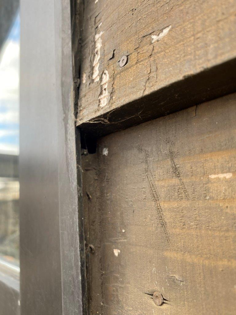 雨漏れ　現地調査