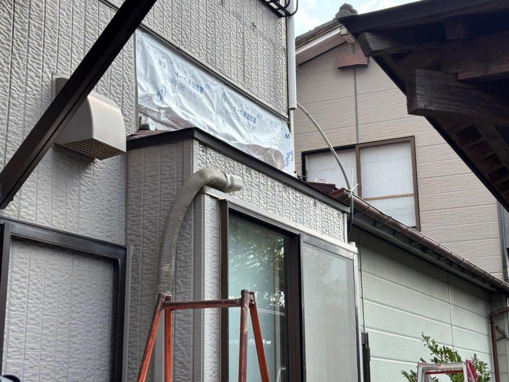 再取り付け中のハイ樋