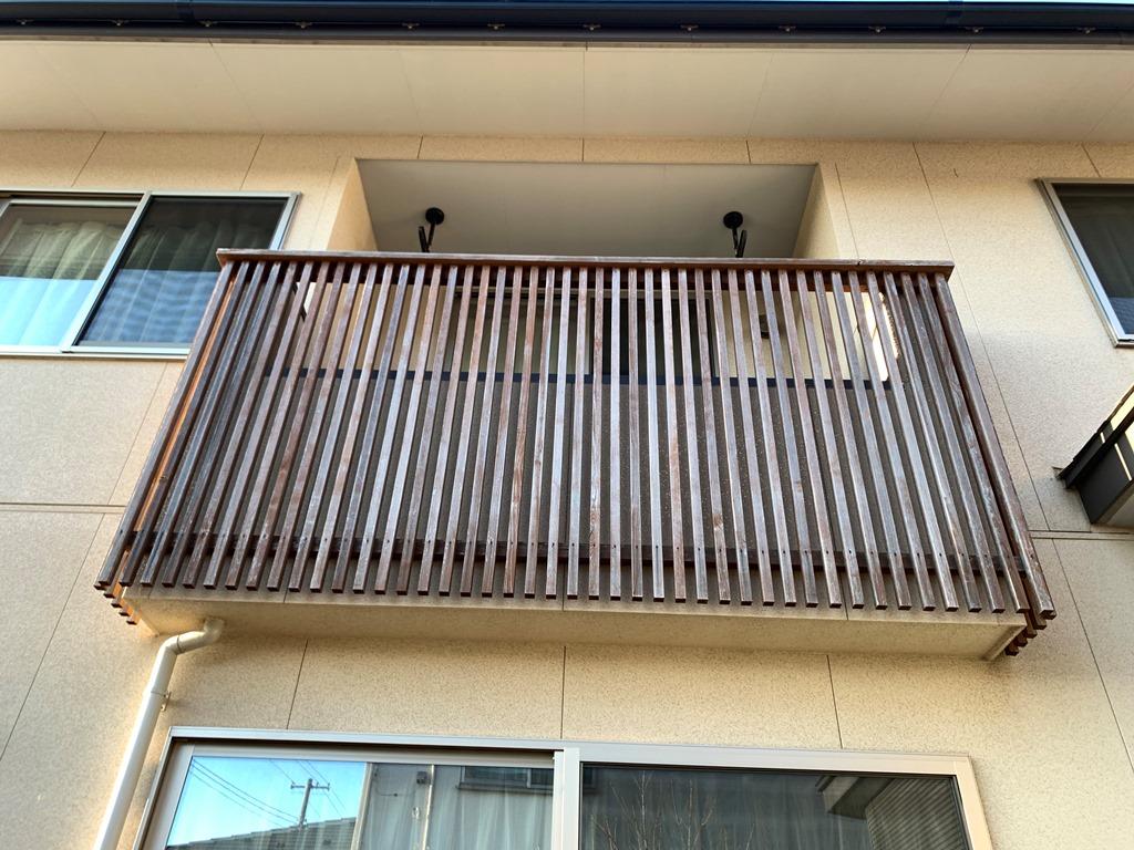 木塀・ウッドデッキ・木格子の塗装