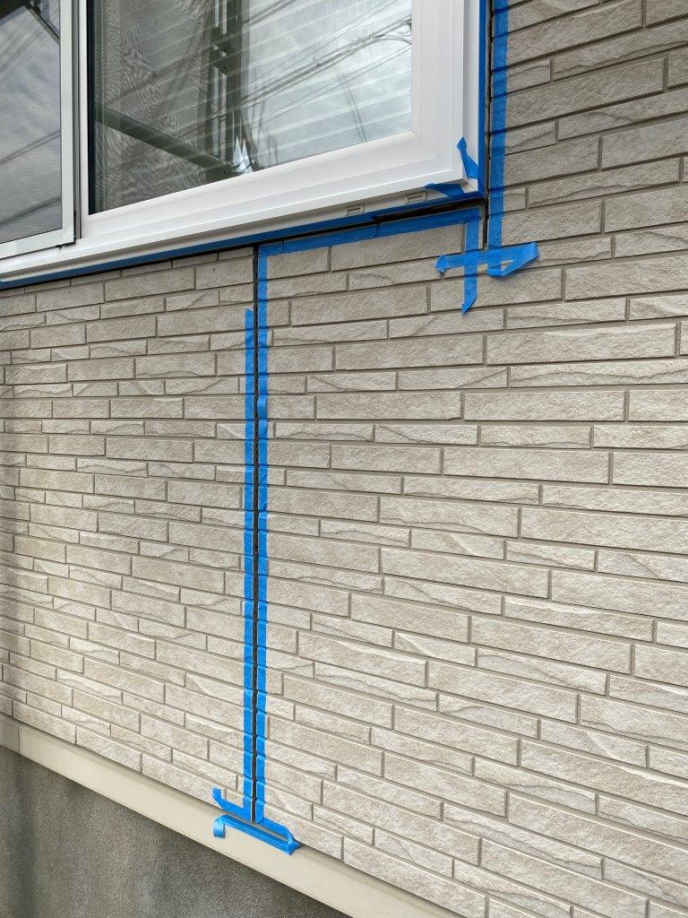 外壁工事　コーキング充填