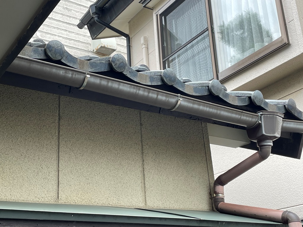 築40年以上の安田瓦屋根から雨漏れ