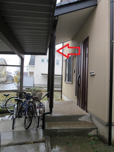 玄関ポーチの塗装、現調