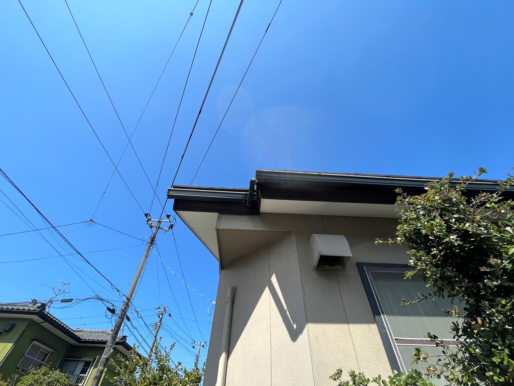 雨樋破損　現地調査