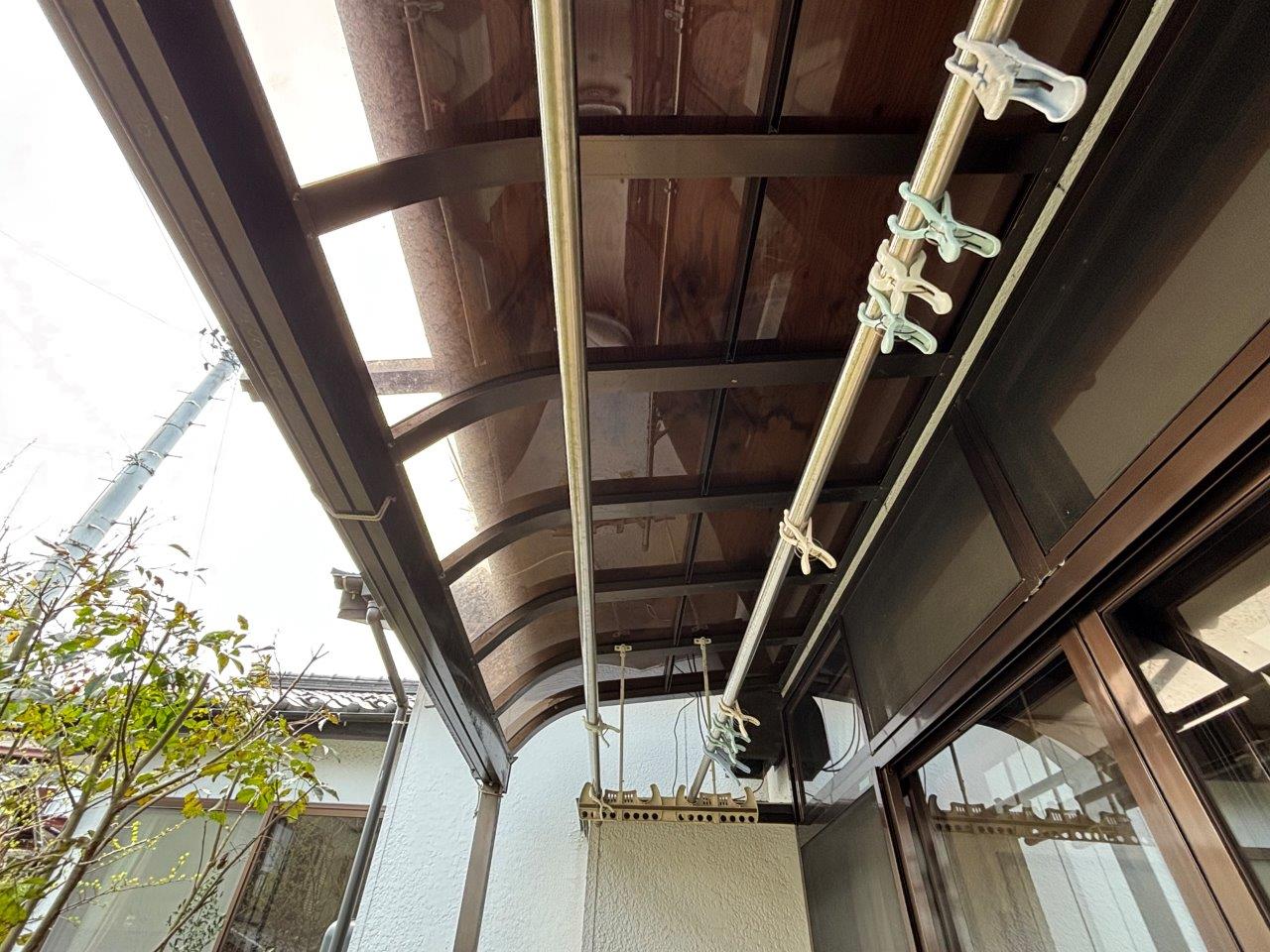 ポリカの補強材取付　現地調査