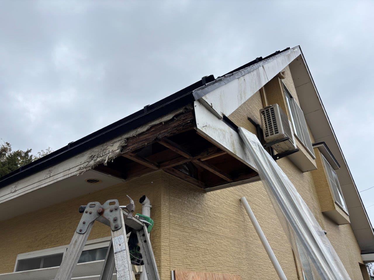 軒天張り替え工事