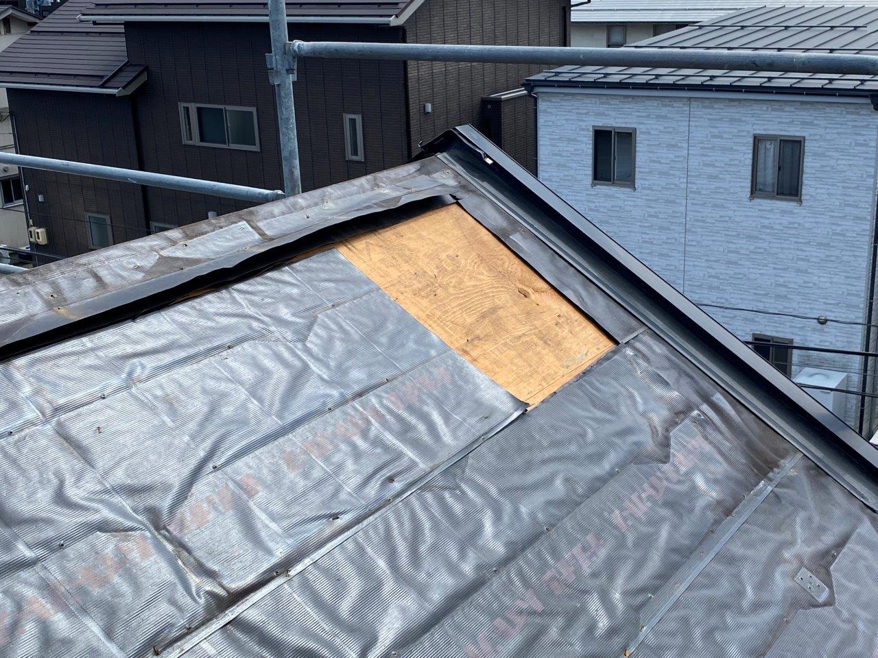 スレートからオークリッジに葺き替え工事