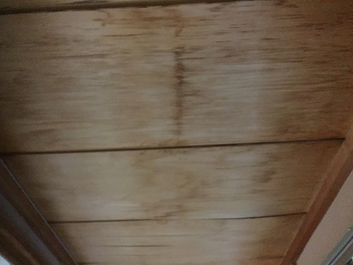 天井染み　たわみ