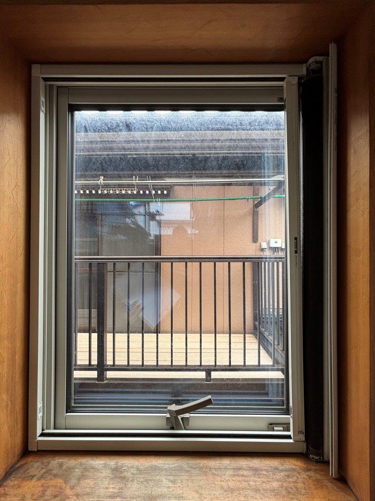 ロール網戸の交換　現地調査