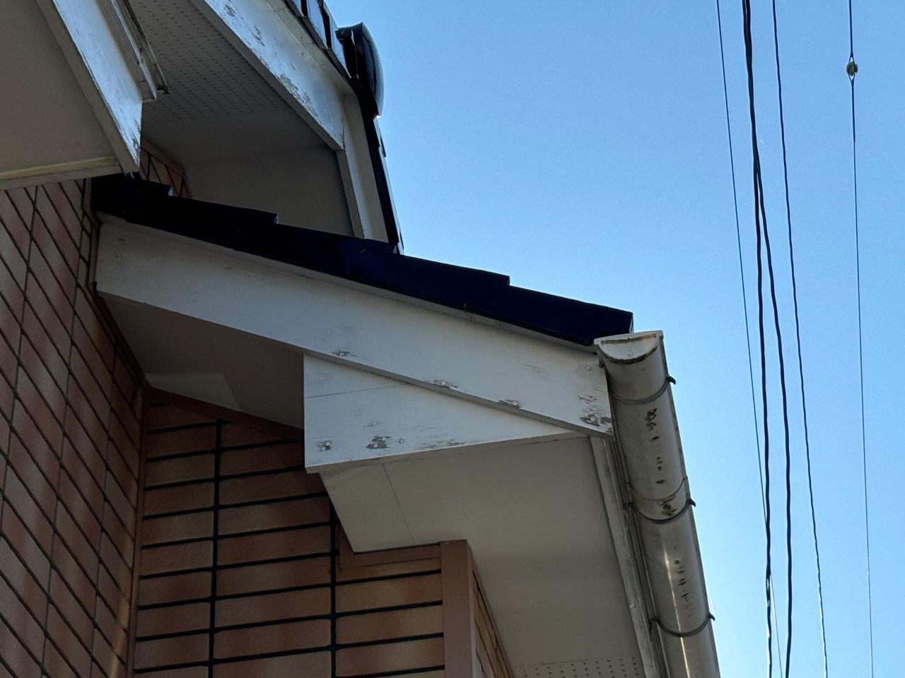 破風・鼻隠し板金カバー工事