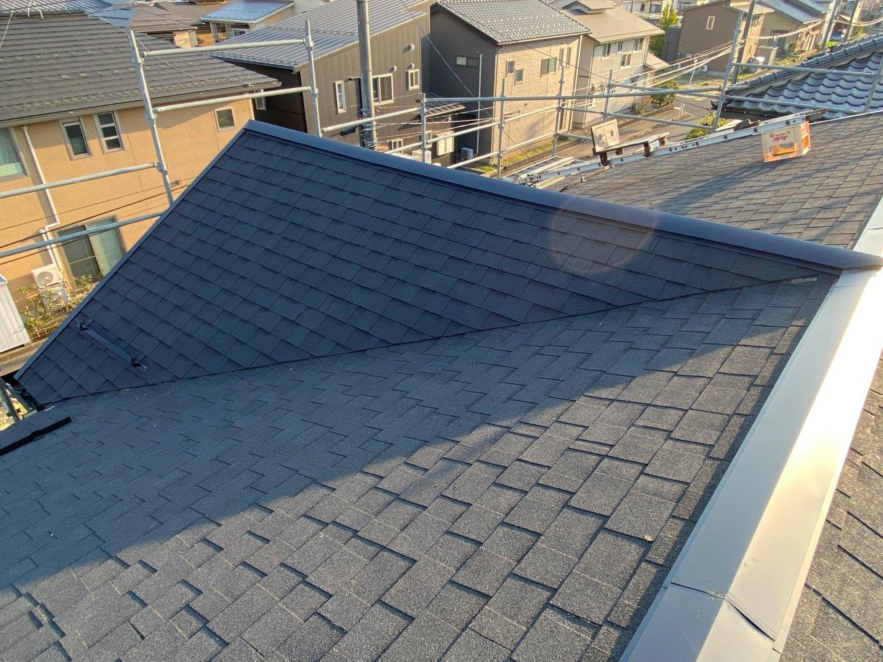 スレート屋根からオークリッジ張り