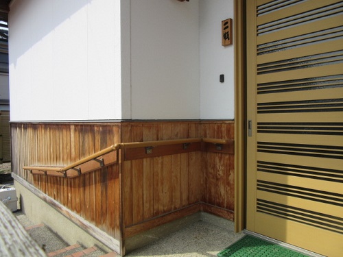 外壁腰板張り　塗装工事