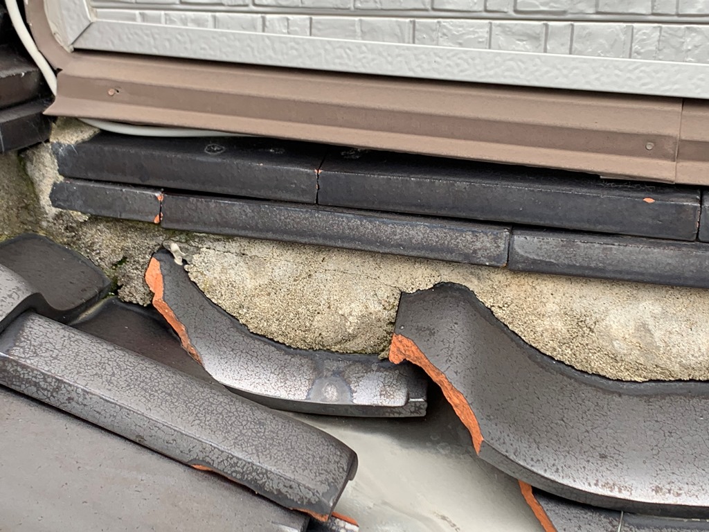 瓦串部やり替え工事