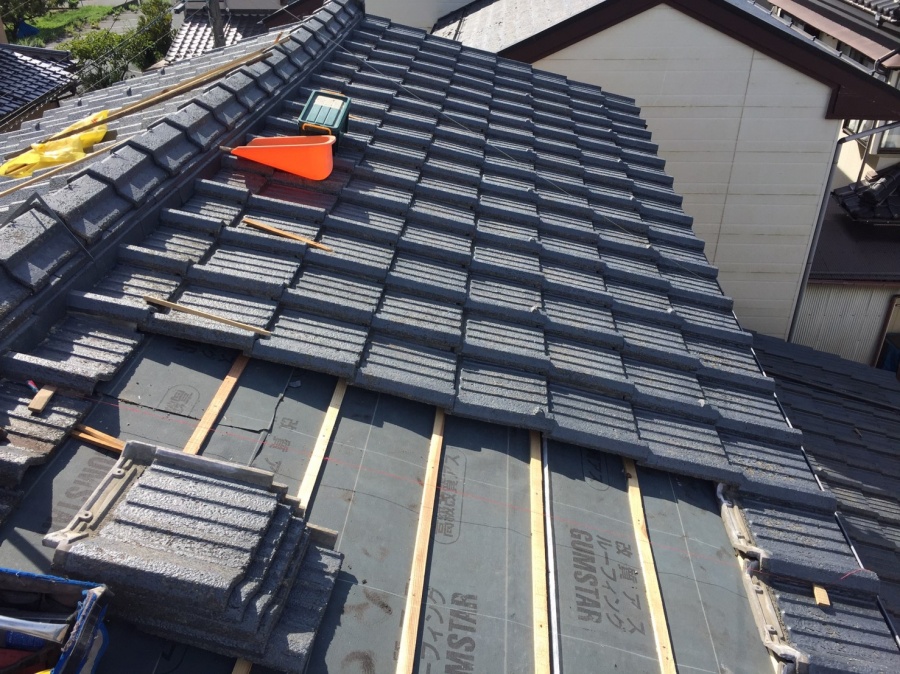 屋根雨漏り修繕工事