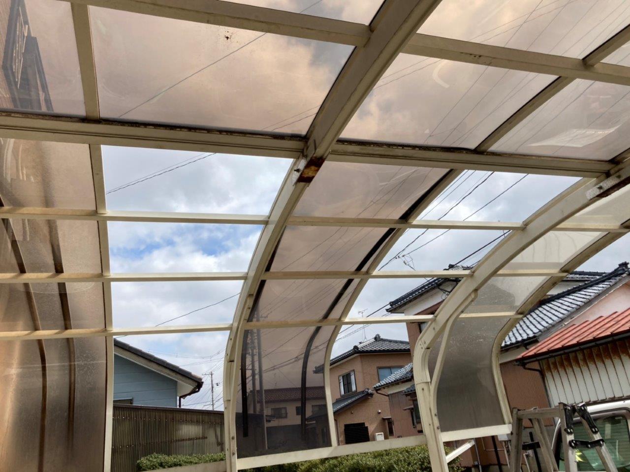 ポリカ張り替え工事