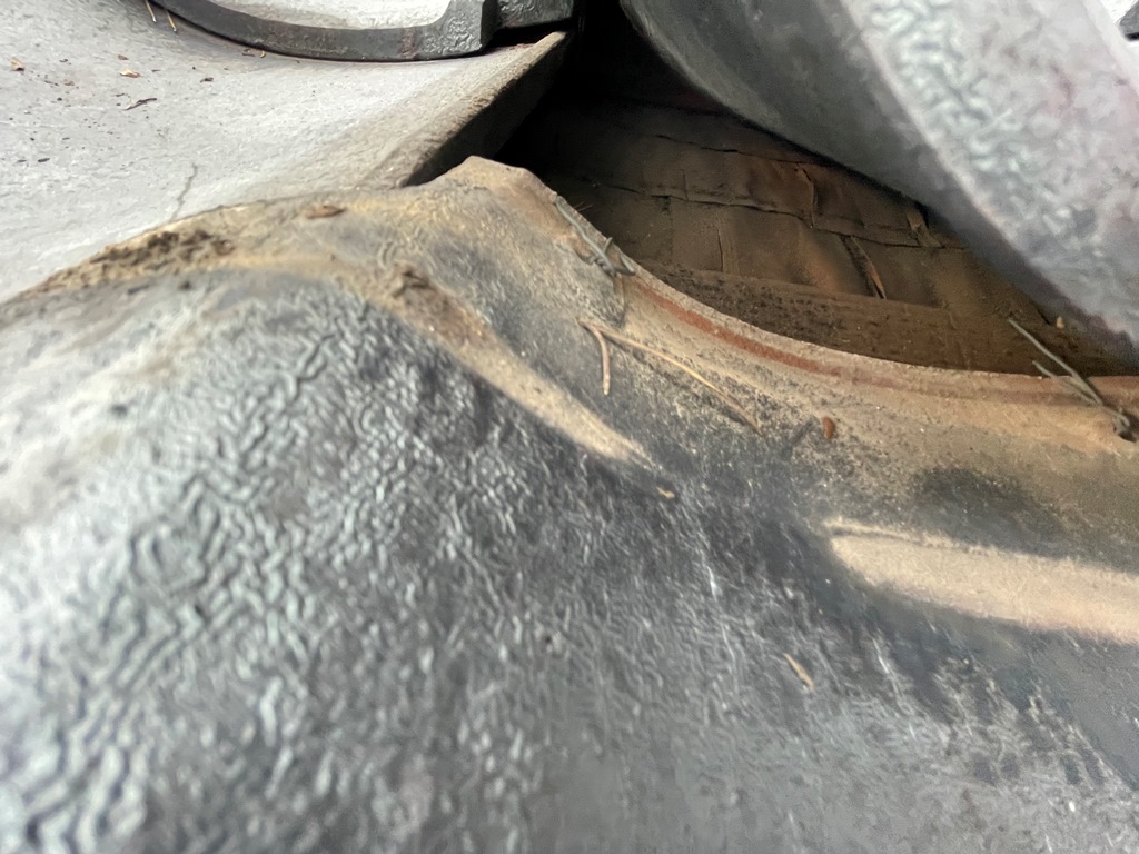 安田瓦屋根雨漏れ修繕