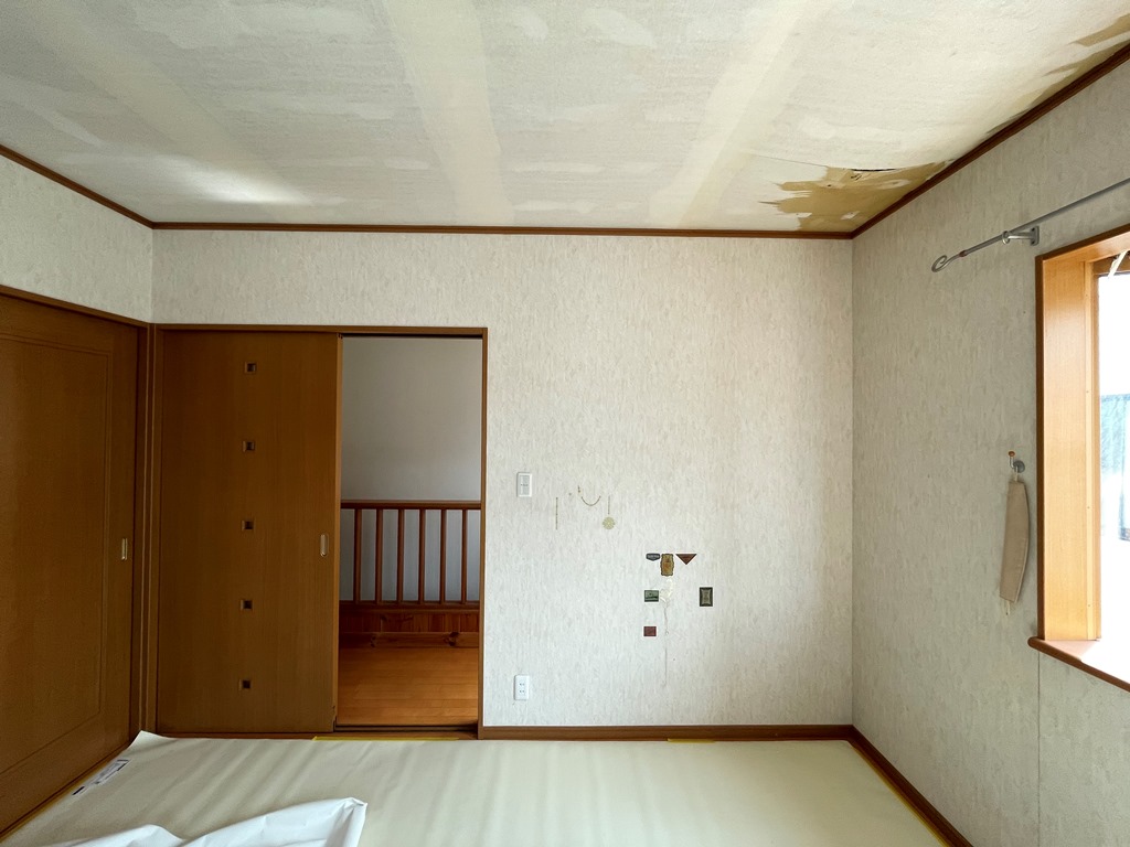 パテ処理による下地調整