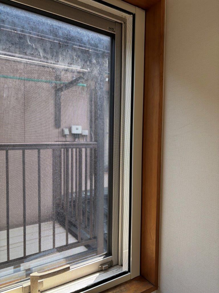 ロール網戸交換工事