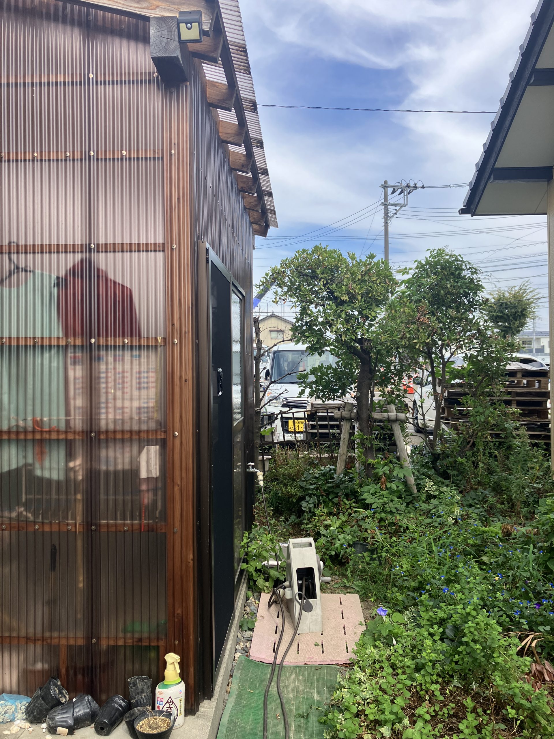 外物置　軒の出延長