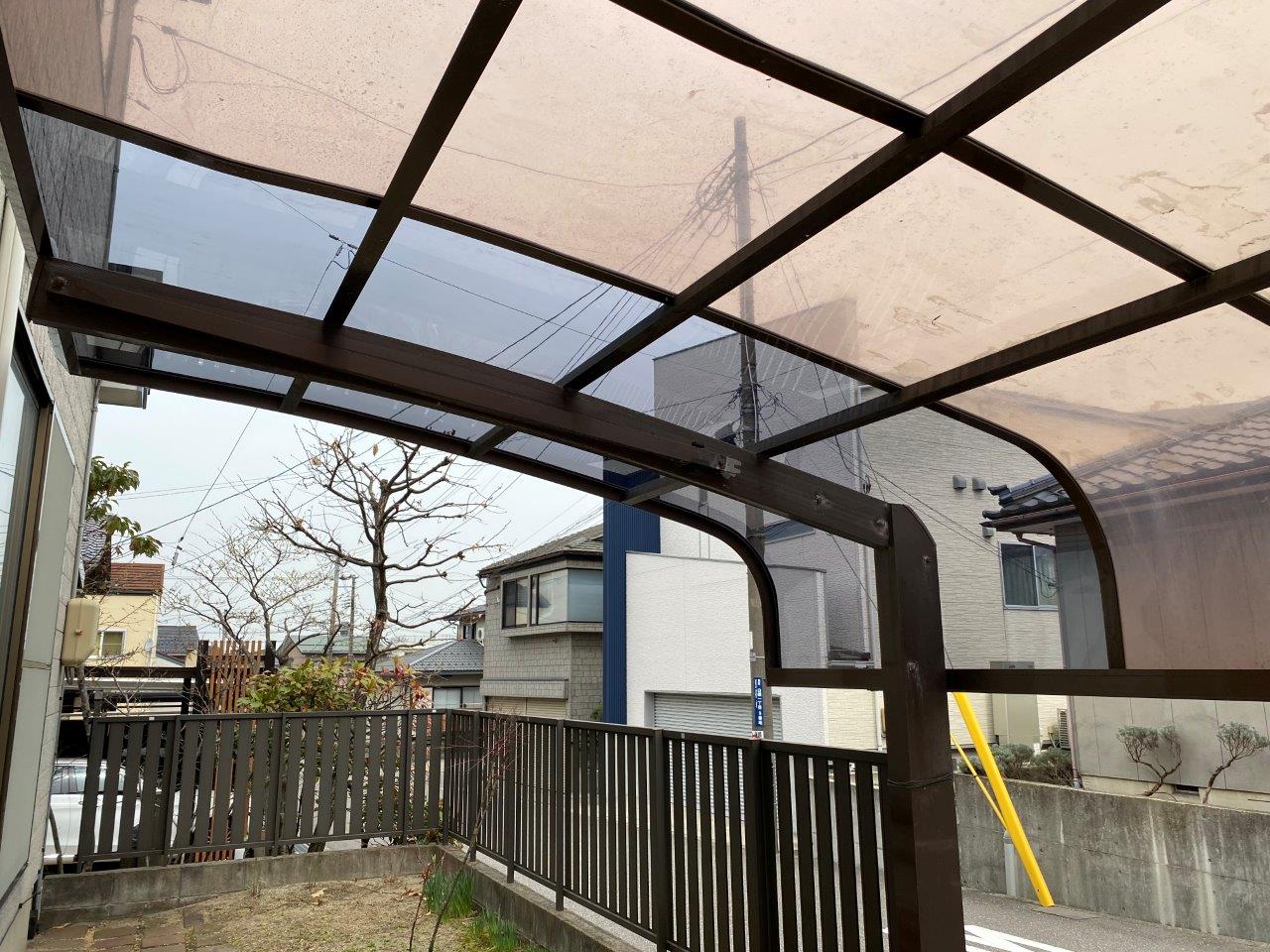 ポリカ屋根張り替え