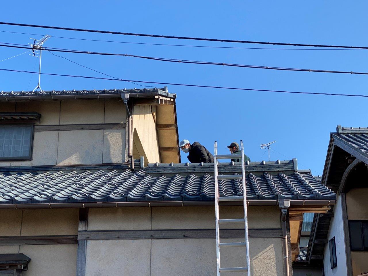 屋根上確認
