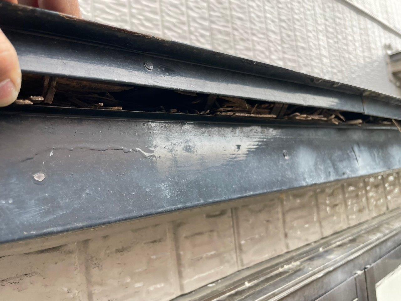 出窓の雨漏れ　現地調査