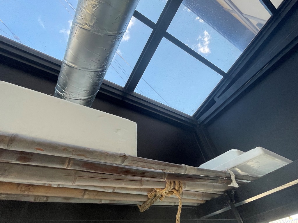 リカ屋根軒先部から雨漏れ