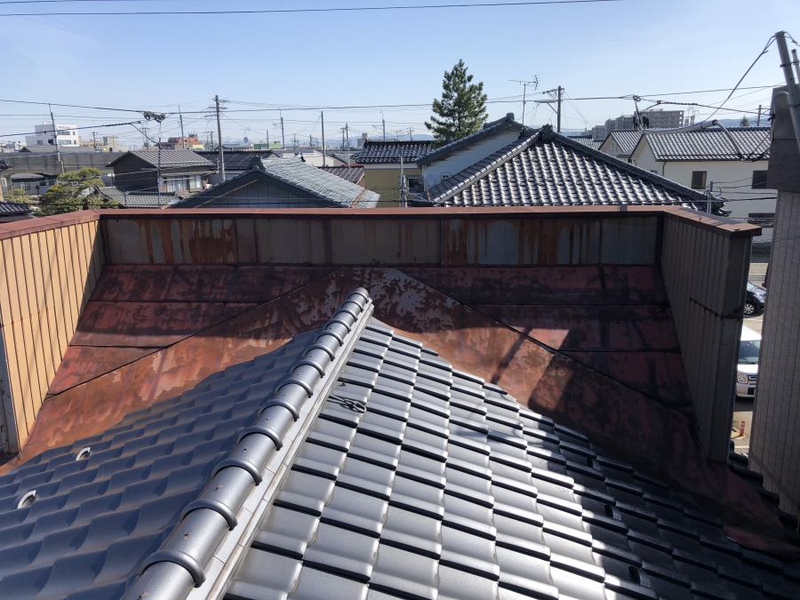 笠木板金・立ち上がり板金修繕工事