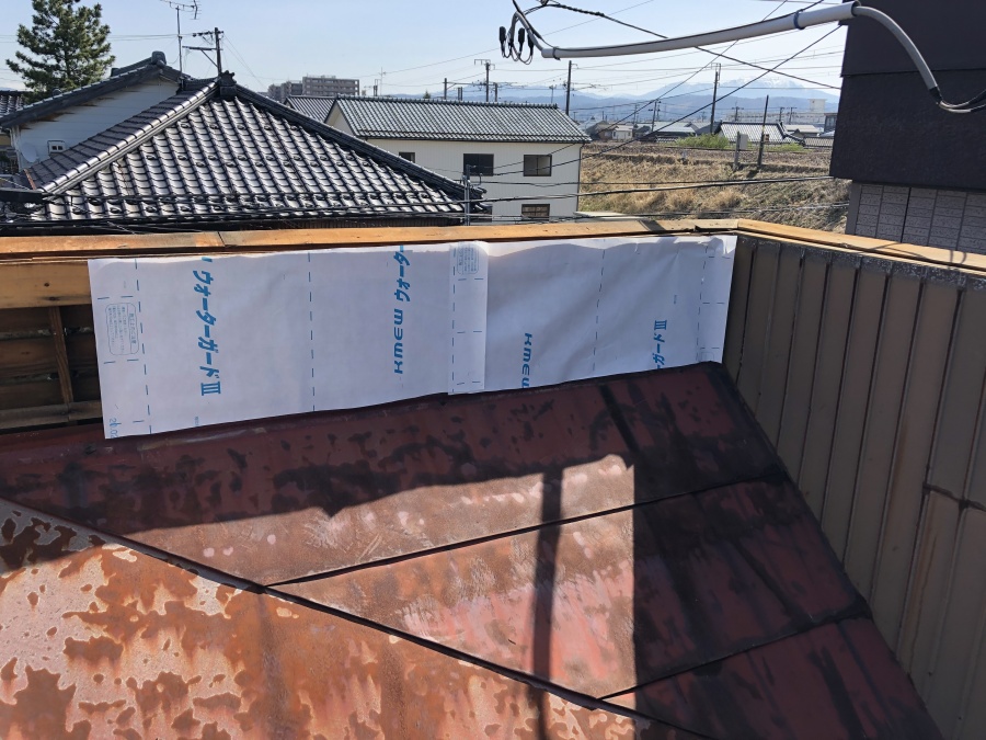 笠木板金・立ち上がり板金修繕工事