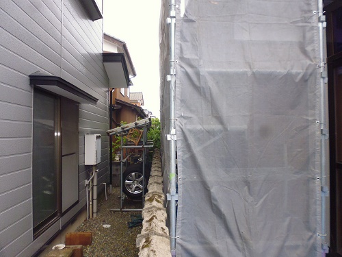 屋根葺き替え工事、仮設足場