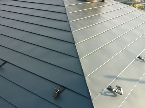 屋根葺き替え　隅棟の納まり