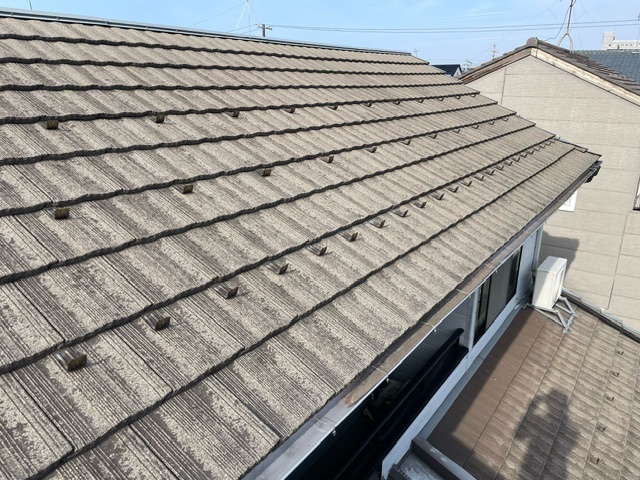 瓦の割れ　現地調査