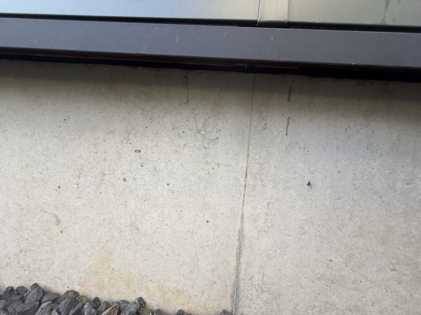 基礎クラック　現地調査